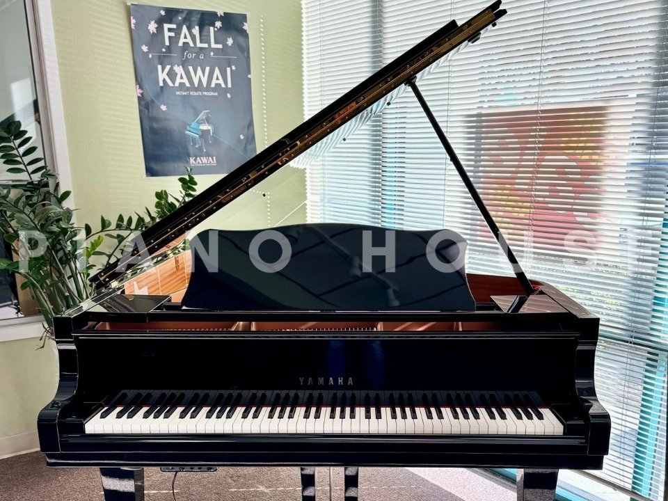 YAMAHA C3 - Ảnh thực tế 3